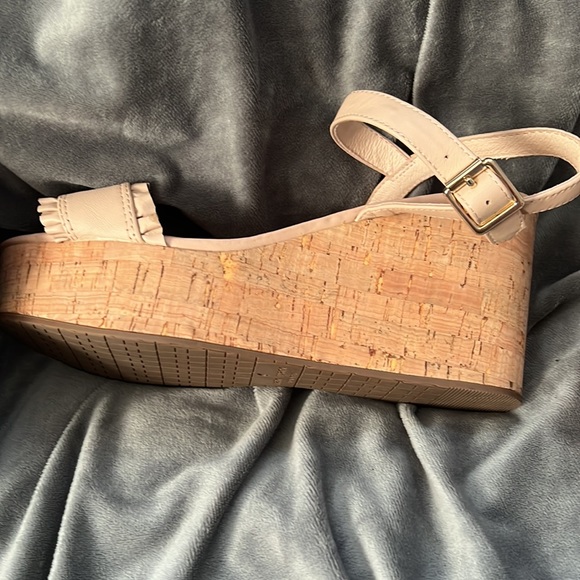 Pink Cork bottom Kate Spade shoes - Picture 9 of 9